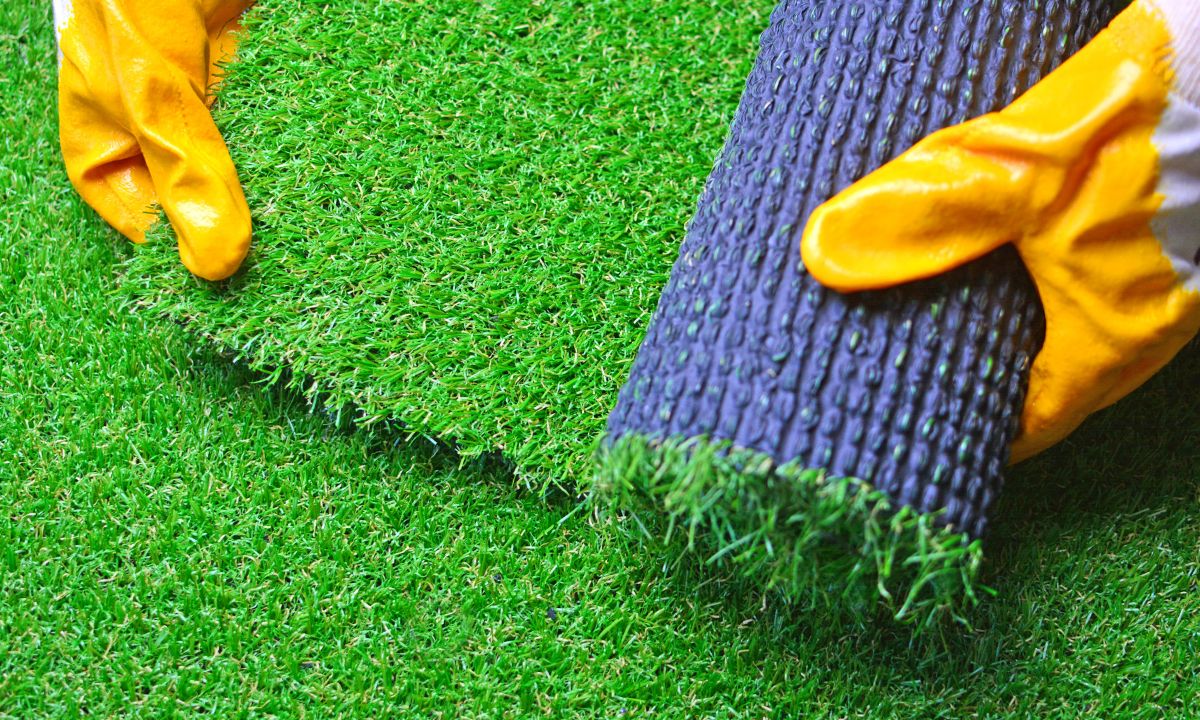 Top 5 Uses of Synthetic Turf in Residential Landscaping (Backyards, Balconies & More)